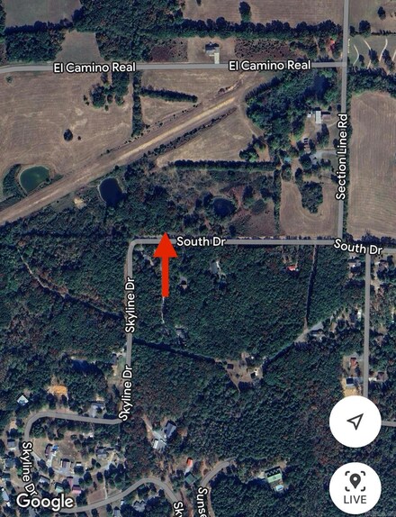 8 South Dr, Greers Ferry, AR 72067