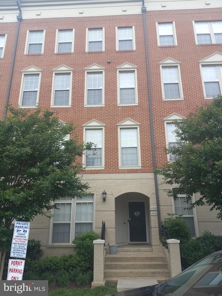 7770 Cedar Branch Dr, Gainesville, VA 20155