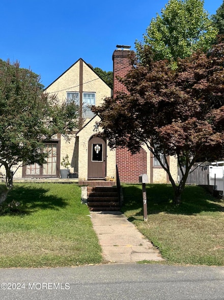 397 Wells Ave, Oakhurst, NJ 07755