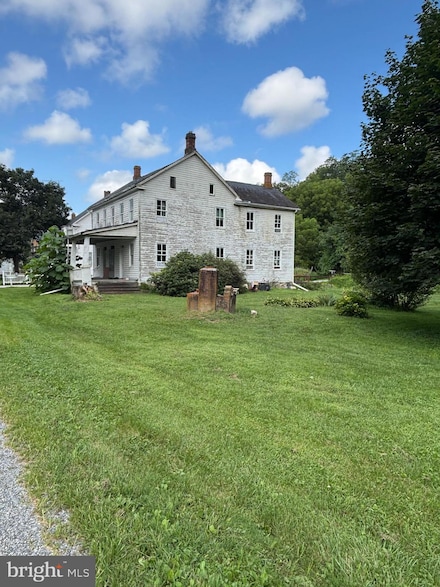 13 Maul Ave, Felton, PA 17322