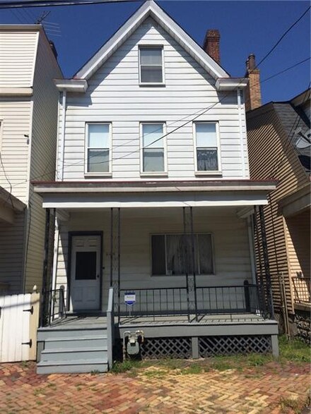 1438 Lowrie St, Pittsburgh, PA 15212