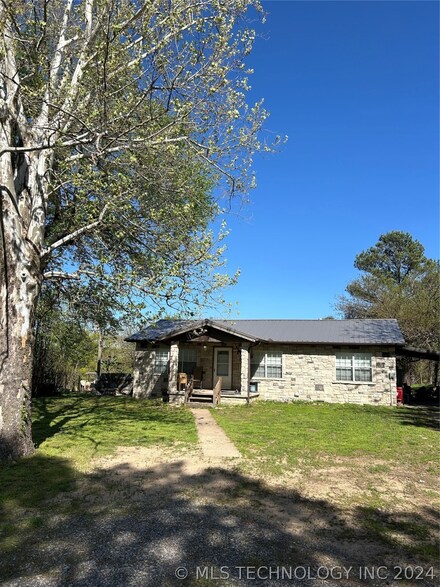 5416 N 3805 Rd, Calvin, OK 74531