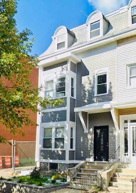 44 Saratoga St, Boston, MA 02128