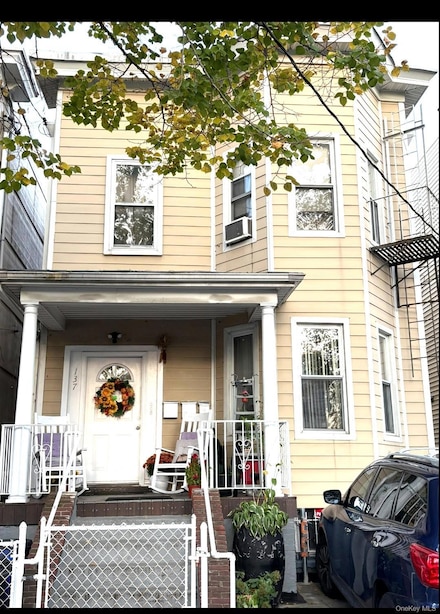 137 S 12th Ave, Mount Vernon, NY 10550