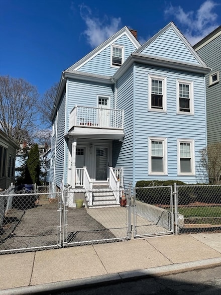15 Dawes St Unit 1, Dorchester, MA 02125