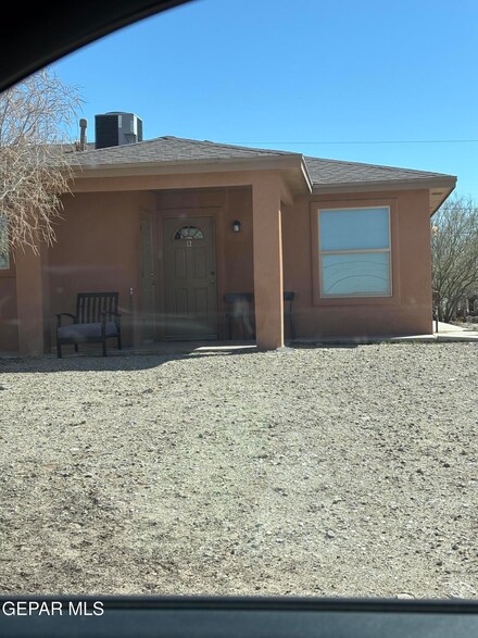 1656 Fitzroy Dr Unit A, Clint, TX 79836