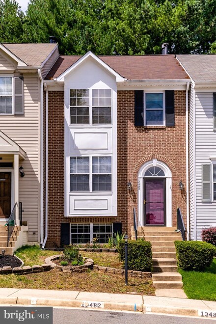 13482 Lock Loop, Woodbridge, VA 22192