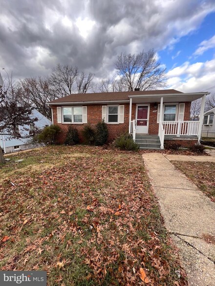 5908 36th Ave, Hyattsville, MD 20782