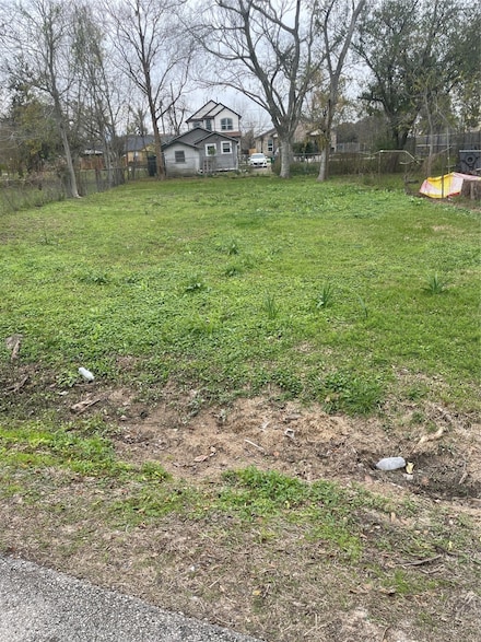00 Wayne St, Houston, TX 77026