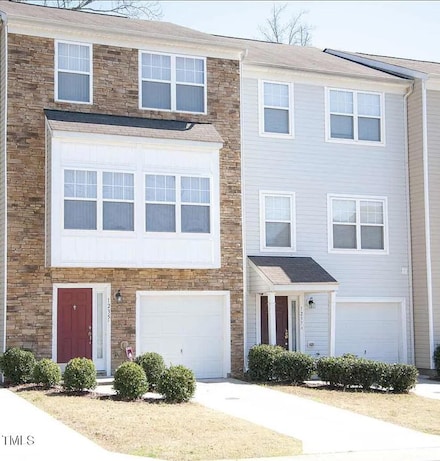 1235 Stone Manor Dr, Raleigh, NC 27610