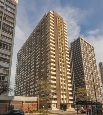 6157 N Sheridan Rd Unit 5E, Chicago, IL 60660