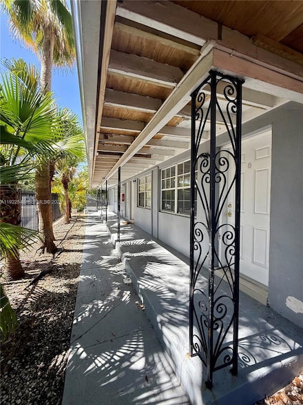 551 NE 61st St Unit 2, Miami, FL 33137