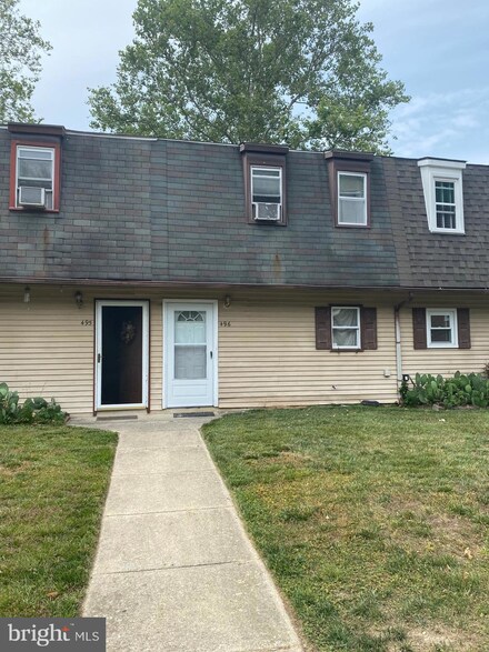 496 La Cascata, Clementon, NJ 08021