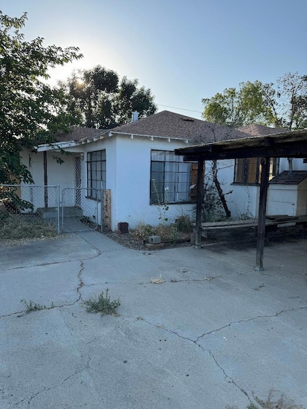1344 San Luis St, Los Banos, CA 93635