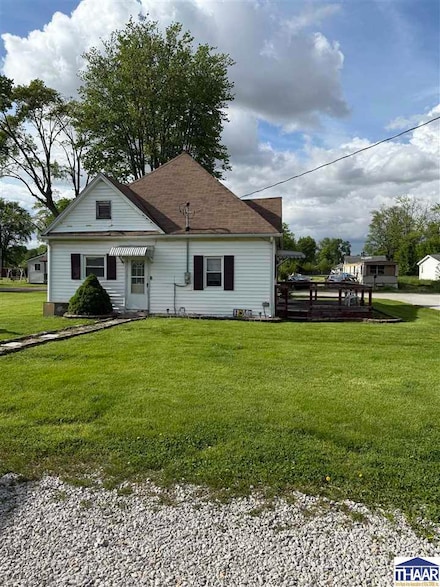 403 W Wall St, Shelburn, IN 47879