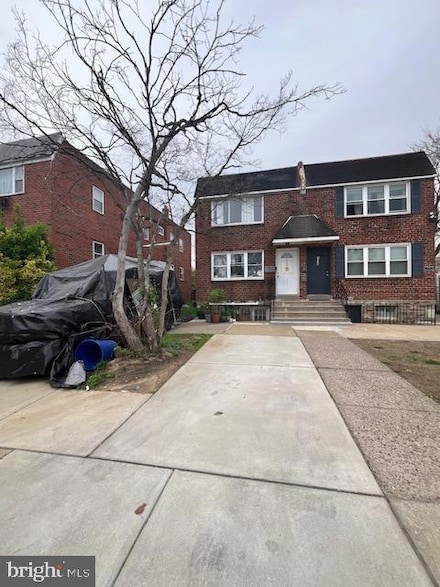 2040 Rhawn St, Philadelphia, PA 19152