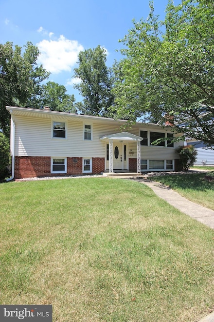 102 Yeonas Dr SE, Vienna, VA 22180