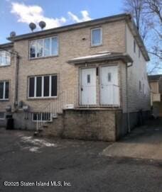 286 Giffords Ln, Staten Island, NY 10308