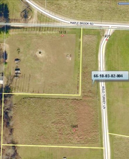 1985 Wild Turkey Ln, New Concord, OH 43762