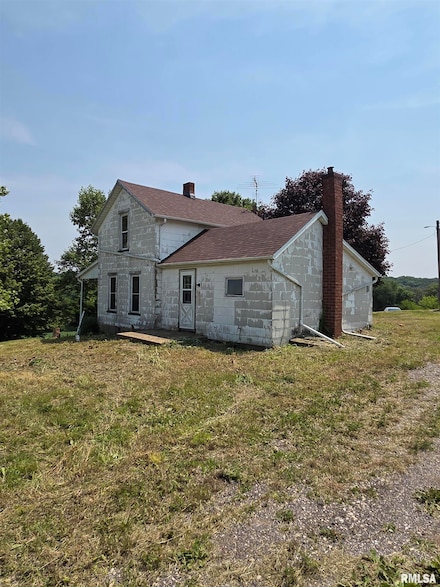 1355 Old Wagon Rd, Knoxville, IL 61448