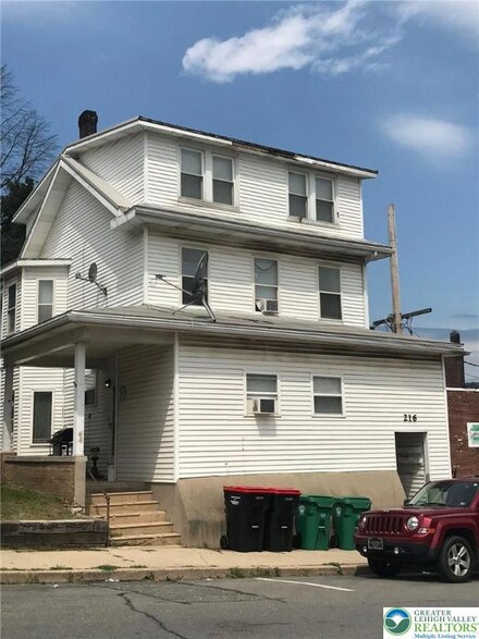216 S 1st St Unit B, Lehighton, PA 18235