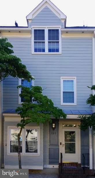 111 River Rd, Occoquan, VA 22192