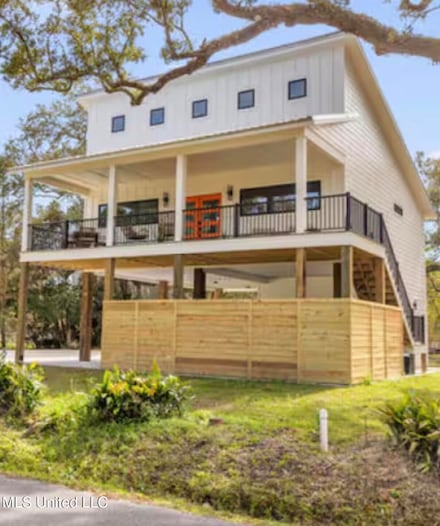 218 Thomas St, Bay St. Louis, MS 39520