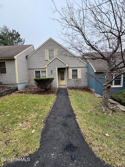 37 Corey Rd Unit 14, Hancock, MA 01237