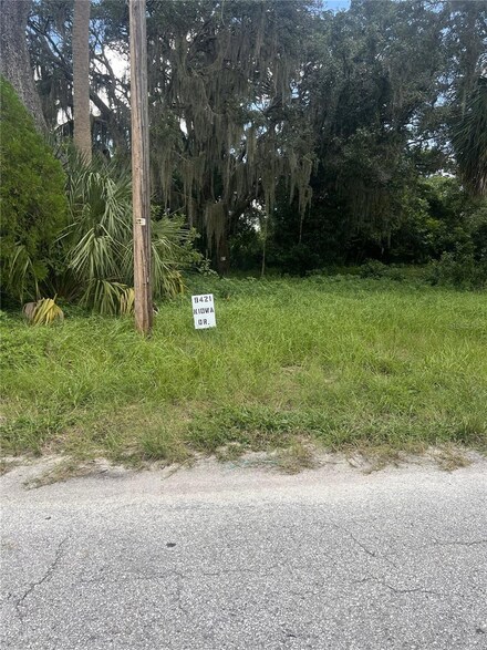 9421 Kiowa Dr, New Port Richey, FL 34654