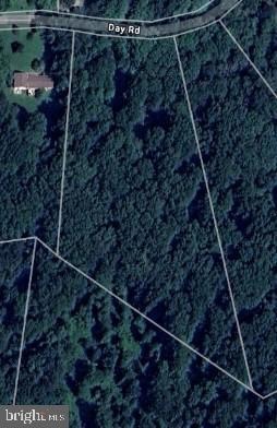 1156 Day Rd, Sykesville, MD 21784