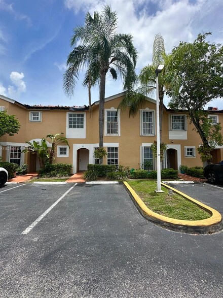 14355 SW 57th Ln Unit 412, Miami, FL 33183