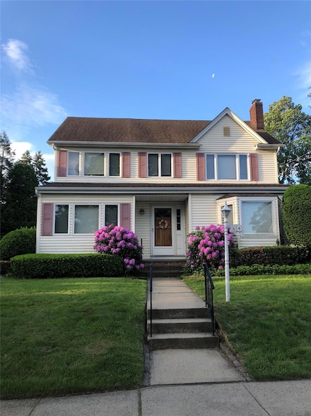 84 Hillcrest Ave, Manhasset, NY 11030