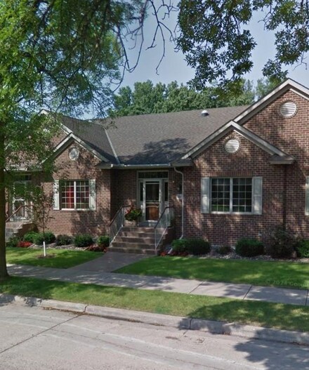 2611 Margaret St N, Saint Paul, MN 55109