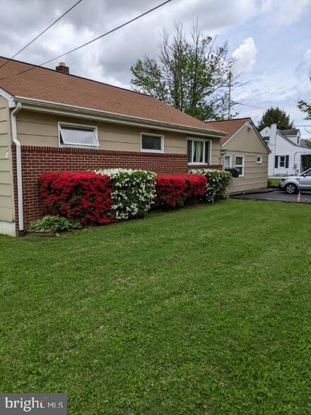 2846 Lawndale Rd, Finksburg, MD 21048