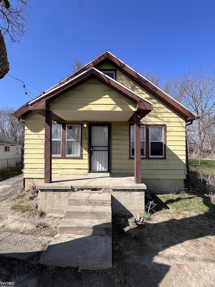 1048 Tremont Ave, Flint, MI 48505