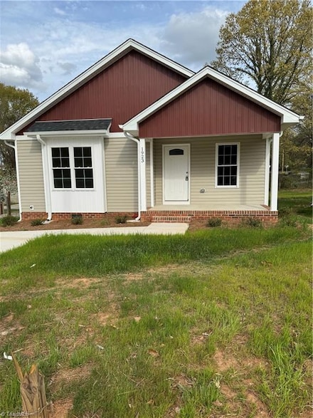 1923 S Martin Luther King Junior Dr, Winston-Salem, NC 27107