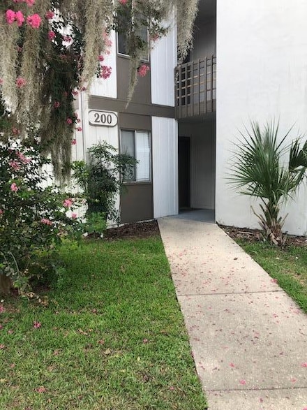 6519 W Newberry Rd, Gainesville, FL 32605