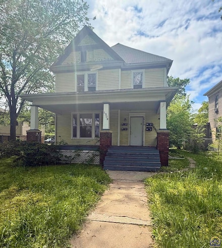 1309 SW Western Ave, Topeka, KS 66604