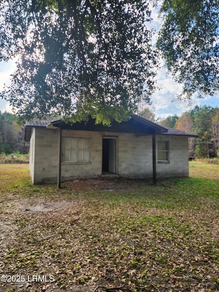 15547 Salkehatchie Rd, Varnville, SC 29944