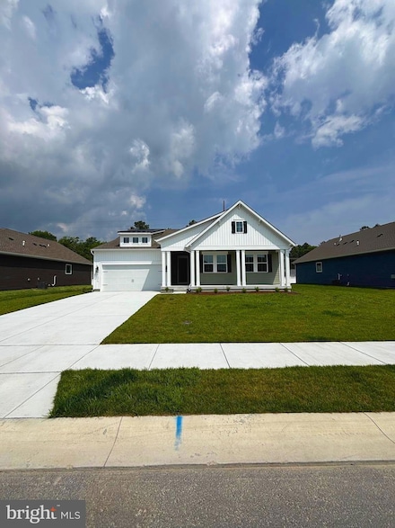 36821 W Old Gate Dr, Georgetown, DE 19947