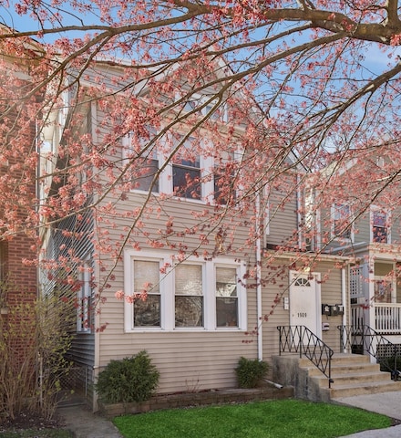 1909 W Berwyn Ave Unit 1, Chicago, IL 60640