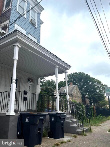 405 W 7th St, Wilmington, DE 19801