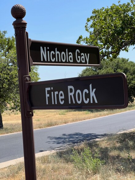 AH1078 Nichola Gay, Horseshoe Bay, TX 78657