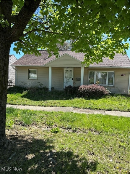 925 Ohio Ave, Mc Donald, OH 44437