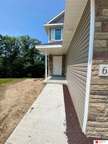 6434 Maple View Ct, Lincoln, NE 68512