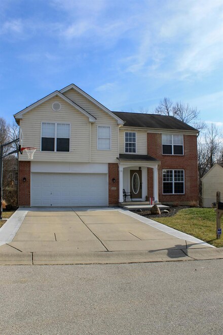 612 Tanner Creek Ln, Lawrenceburg, IN 47025