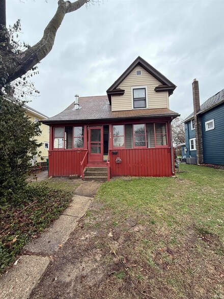 210 E Marion St, Mishawaka, IN 46545