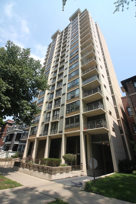 5471 S Hyde Park Blvd Unit 10A, Chicago, IL 60615