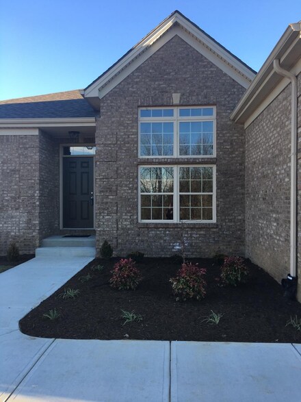 217 Ward Hall Manor, Georgetown, KY 40324