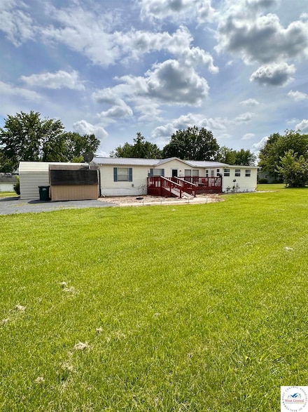 901 N Poplar St, Appleton City, MO 64724